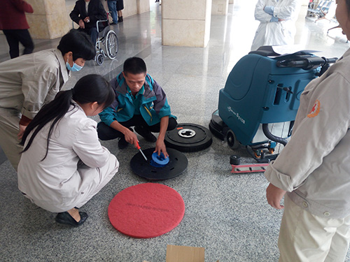 洗地機(jī)培訓(xùn) 洗地機(jī)培訓(xùn)